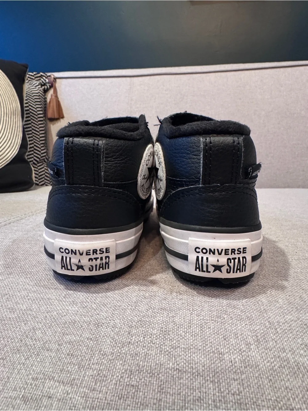 NEW Converse Kids' Black Leather Chuck Taylor All Star High Top Sneakers 13.5 - Picture 2 of 7